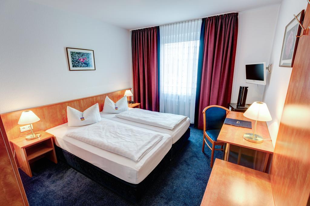 Hotel Antares 3*