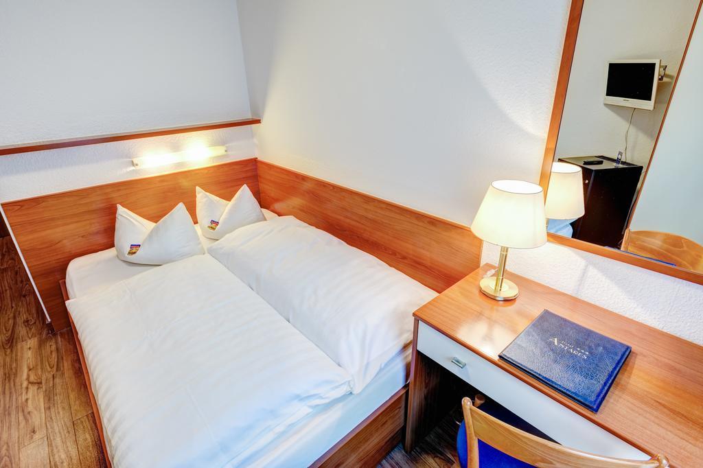 Hotel Antares